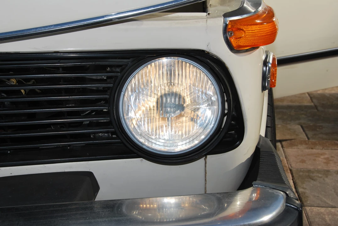 1976 BMW 2002 - Image 27 of 31