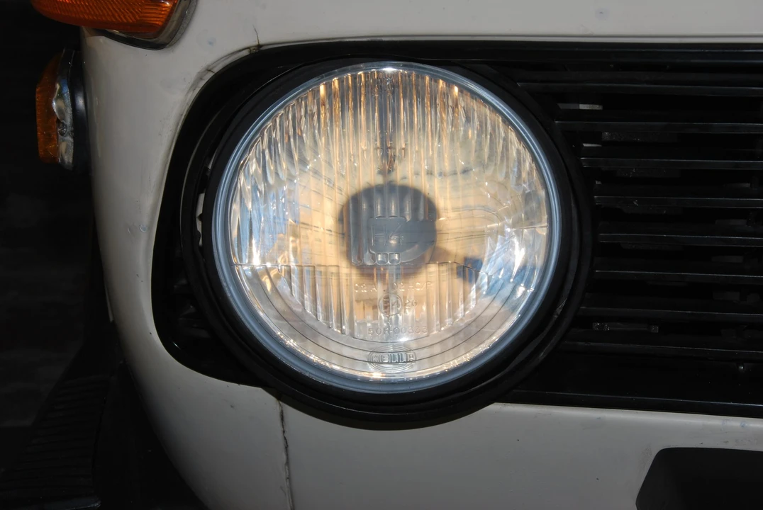 1976 BMW 2002 - Image 26 of 31