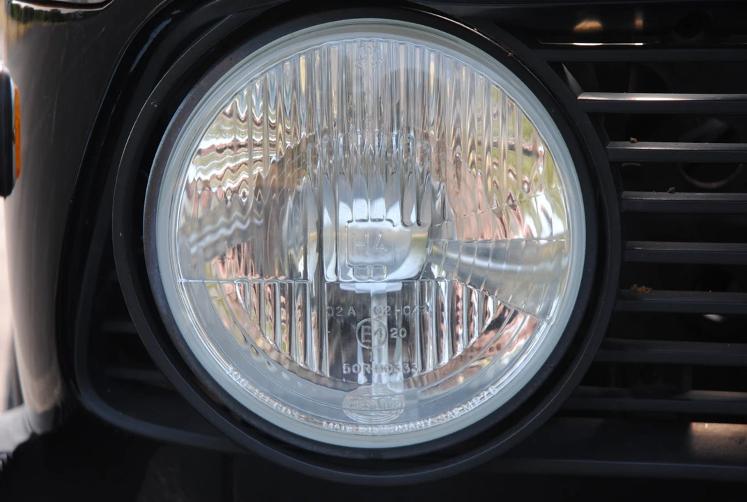 1976 BMW 2002 - Image 22 of 31