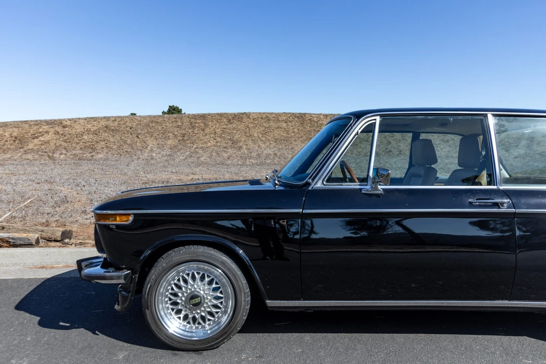 1976 BMW 2002 - Image 28 of 31
