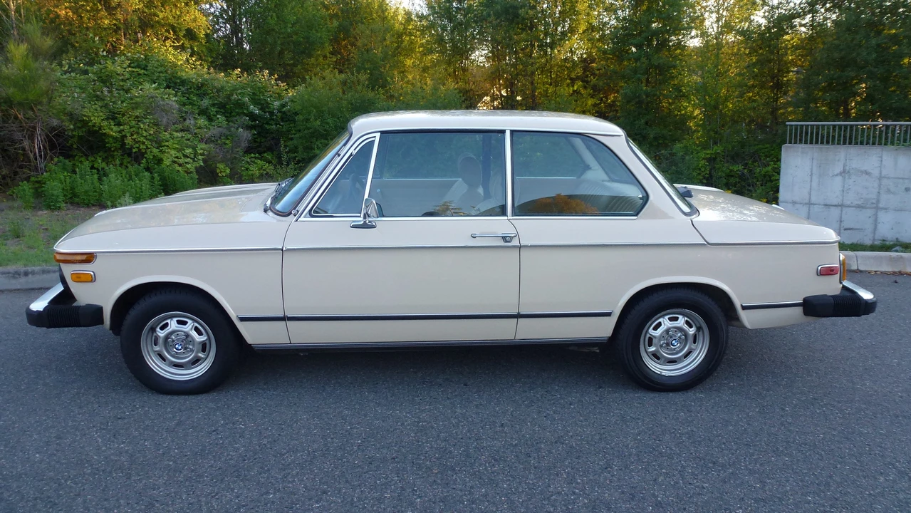 1976 BMW 2002 - Image 10 of 31