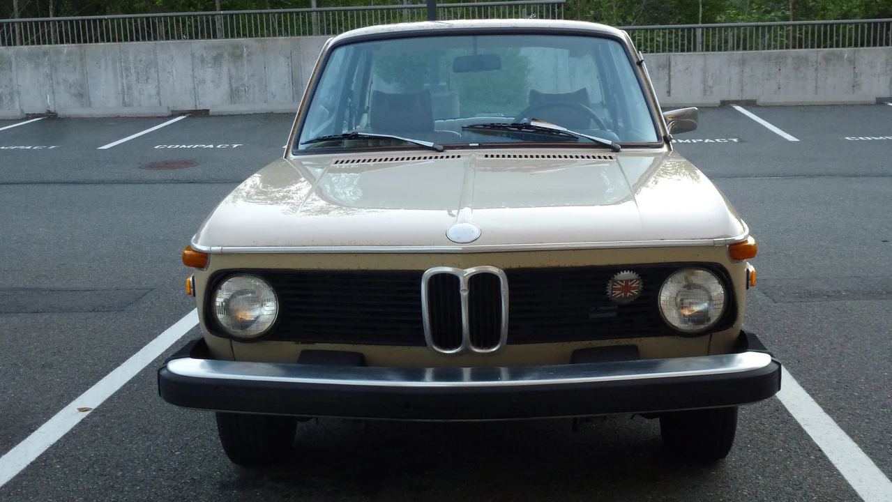 1976 BMW 2002 - Image 12 of 31