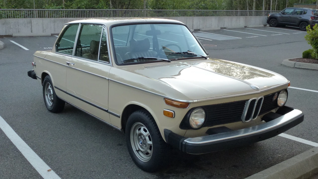 1976 BMW 2002 - Image 13 of 31
