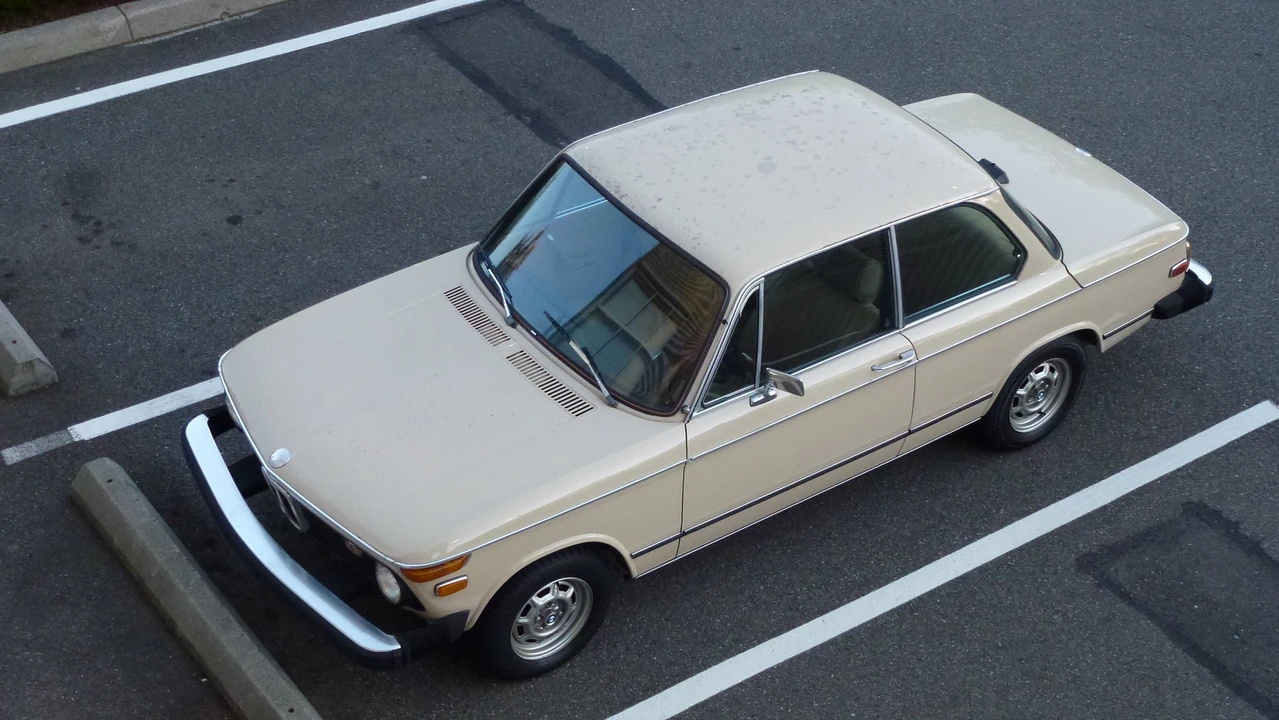1976 BMW 2002 - Image 15 of 31