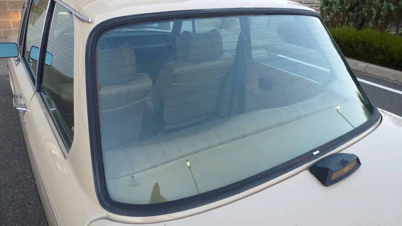 1976 BMW 2002 - Image 21 of 31