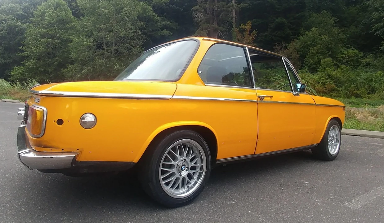 1976 BMW 2002 - Image 11 of 31