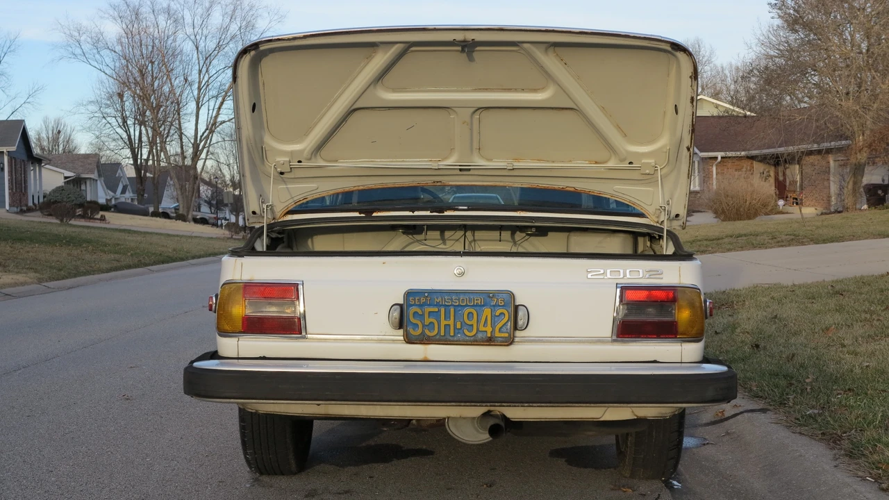 1976 BMW 2002 - Image 12 of 31
