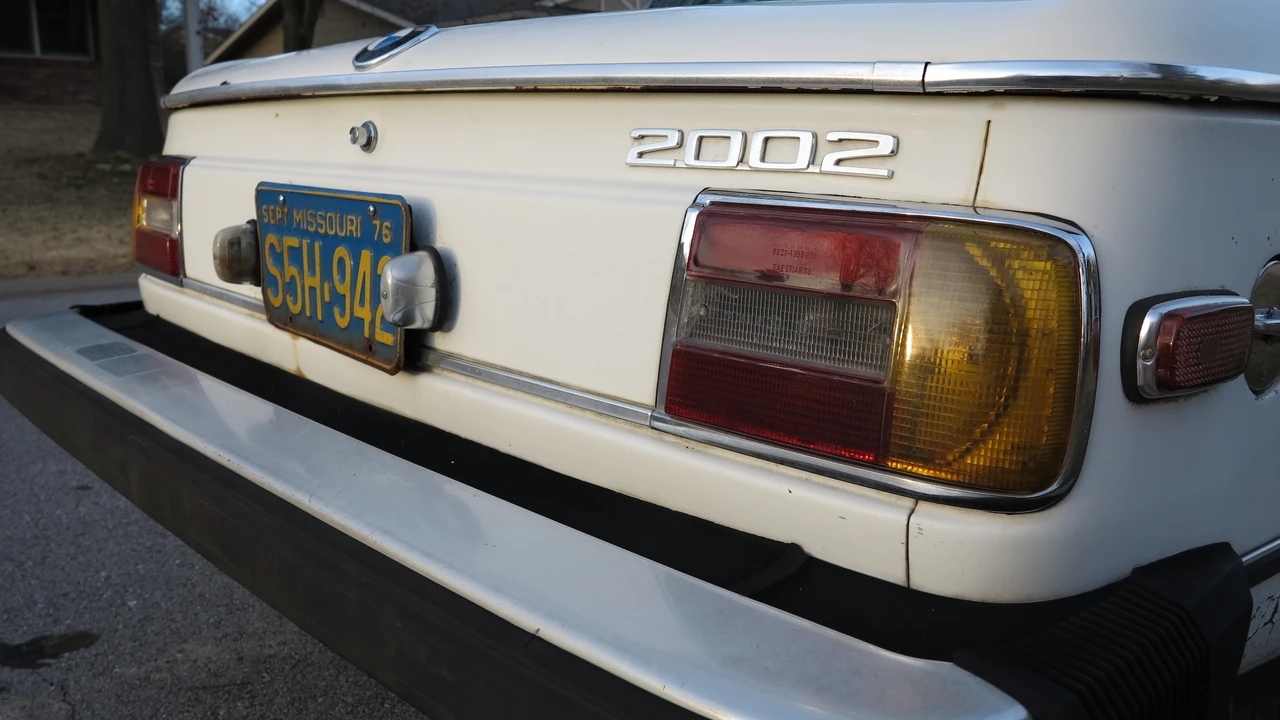 1976 BMW 2002 - Image 11 of 31