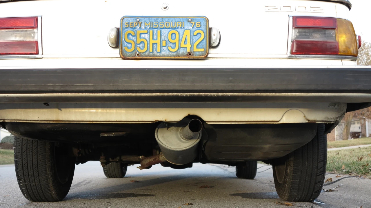 1976 BMW 2002 - Image 10 of 31