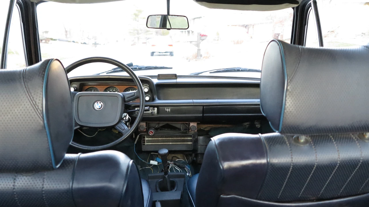 1976 BMW 2002 - Image 26 of 31