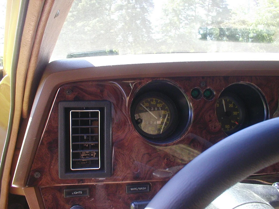 1976 Bricklin SV-1 - Image 28 of 31