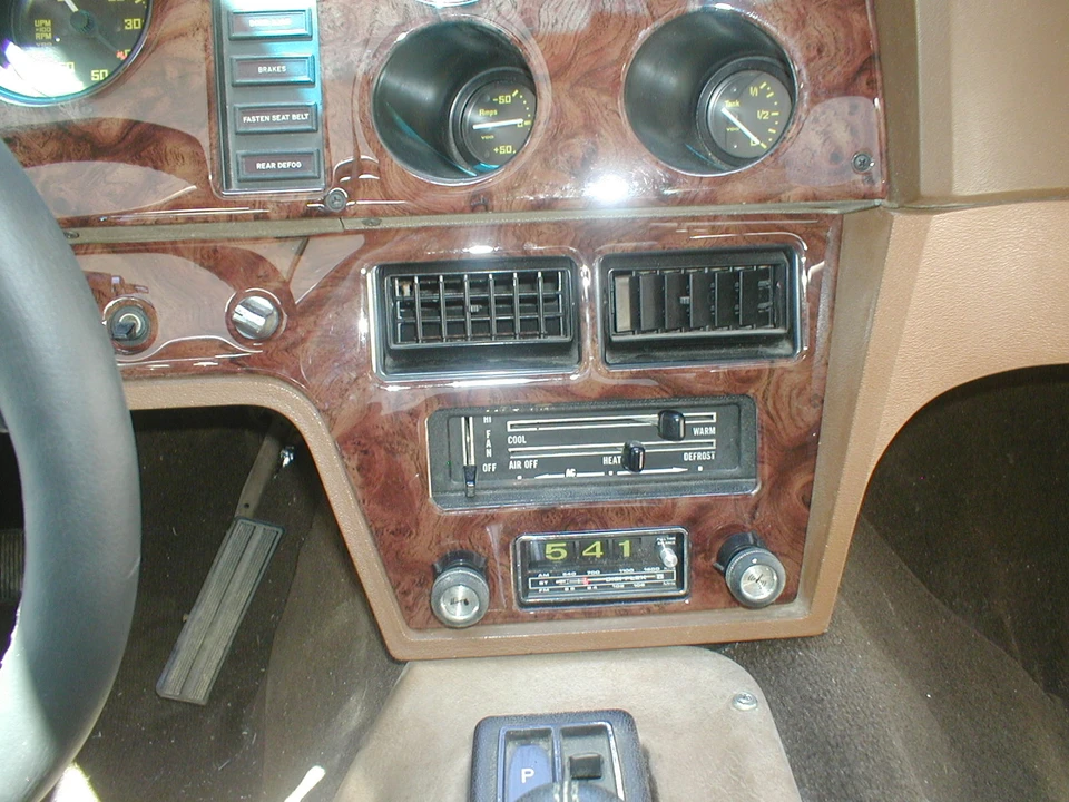 1976 Bricklin SV-1 - Image 29 of 31