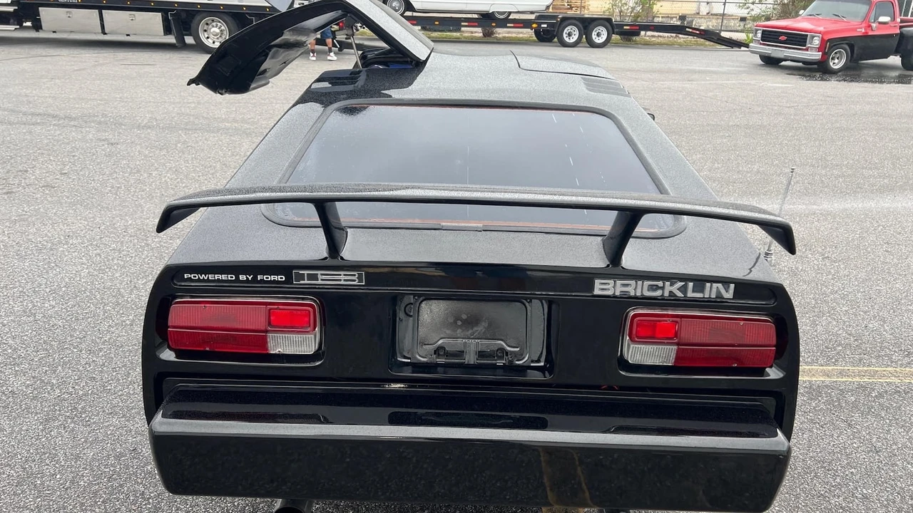 1976 Bricklin SV-1 - Image 4 of 5