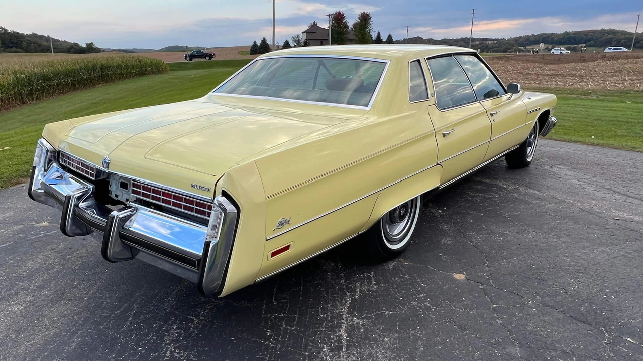 1976 Buick Electra - Image 3 of 11