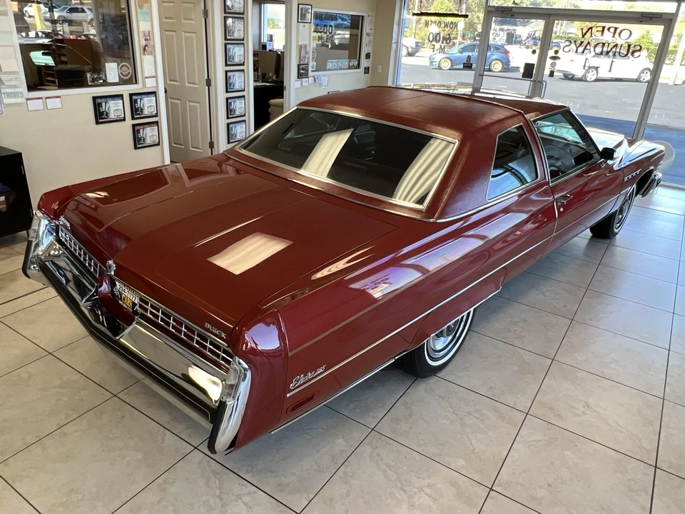 1976 Buick Electra - Image 16 of 31
