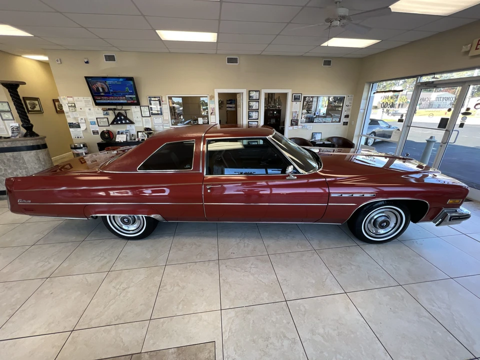 1976 Buick Electra - Image 9 of 31