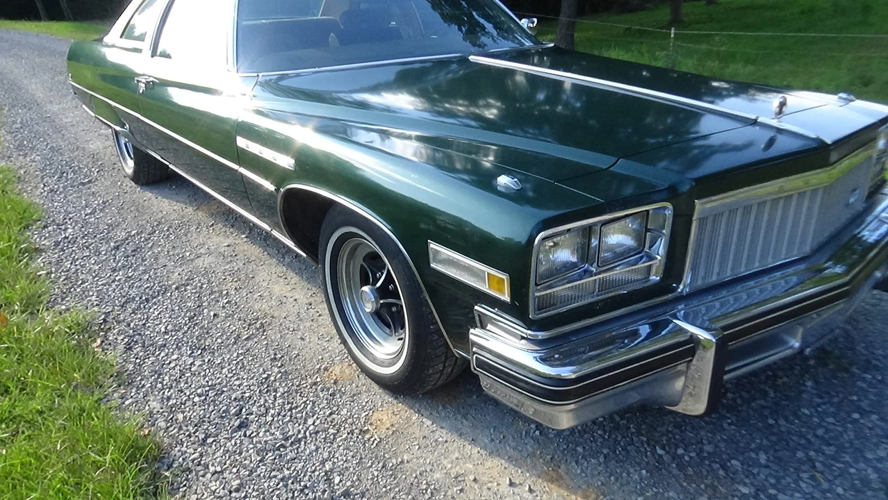 1976 Buick Electra - Image 25 of 31