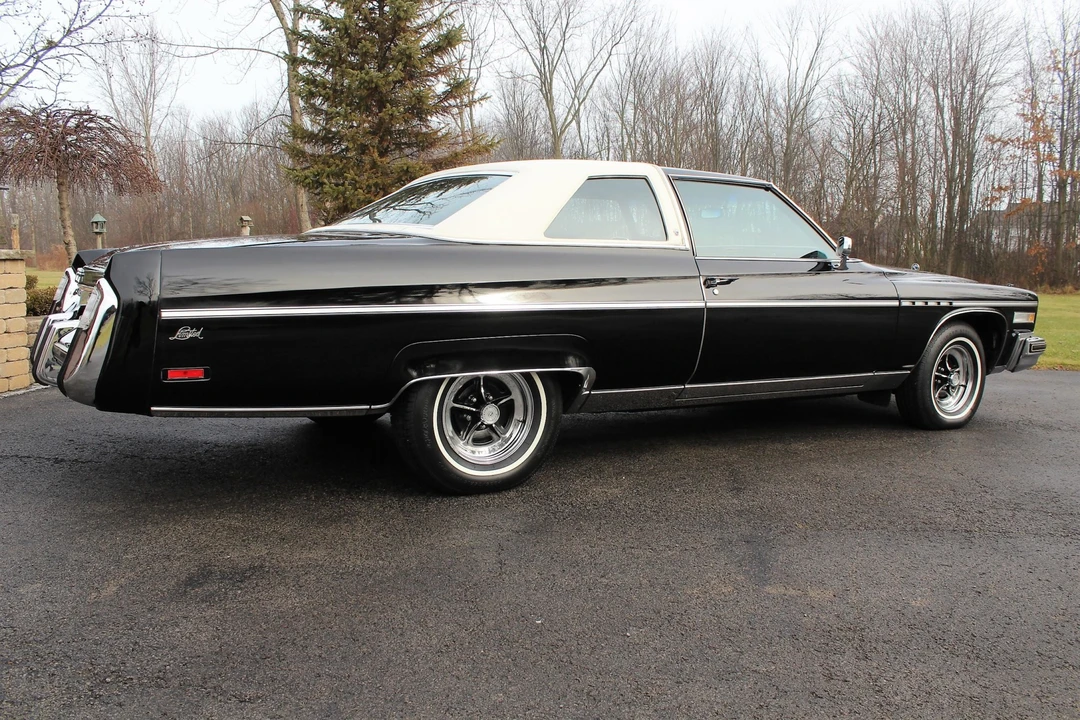1976 Buick Electra - Image 12 of 31