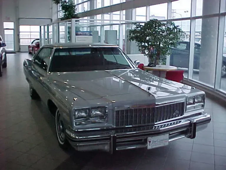 1976 Buick Electra - Image 2 of 2