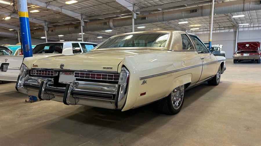 1976 Buick Electra - Image 2 of 22