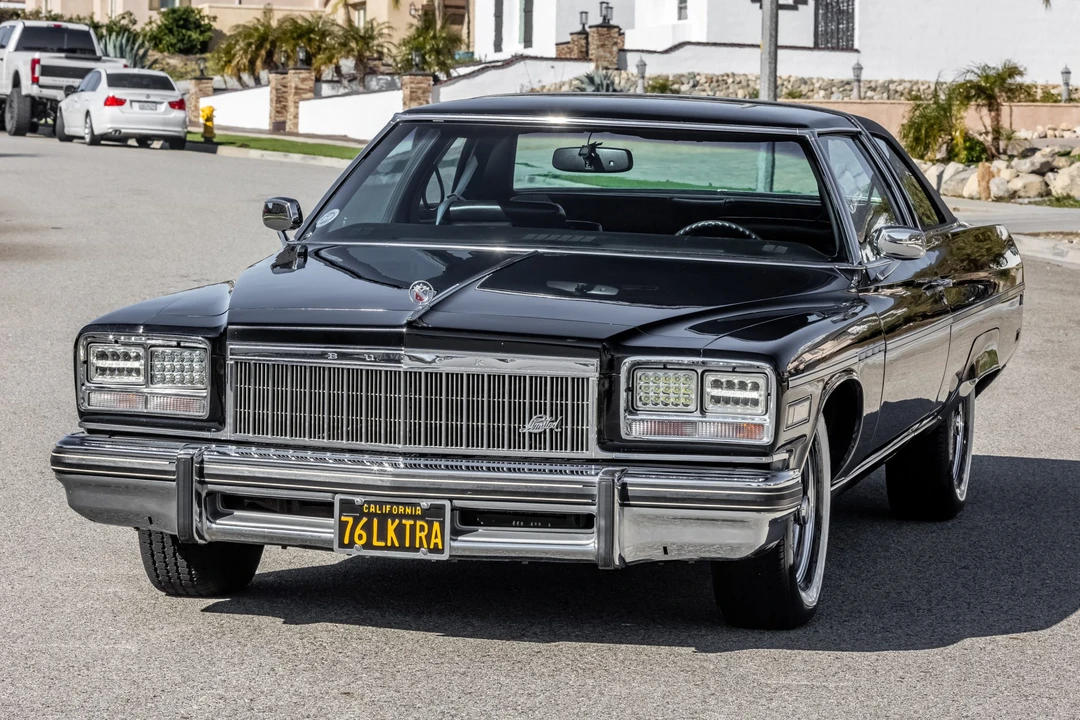 1976 Buick Electra - Image 2 of 31