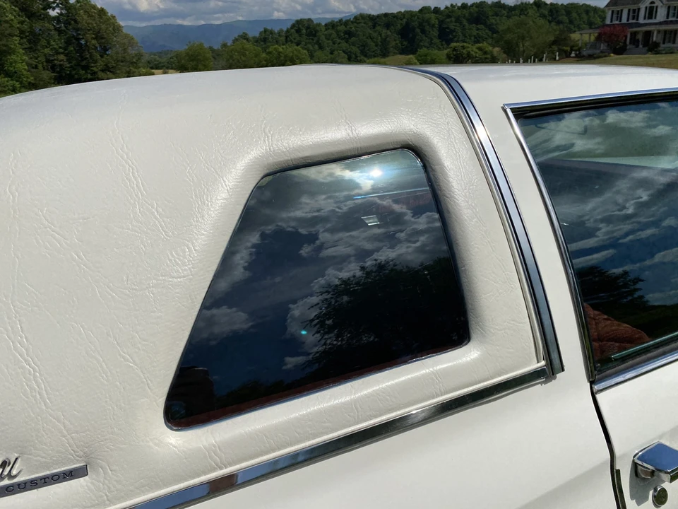 1976 Buick Electra - Image 16 of 31
