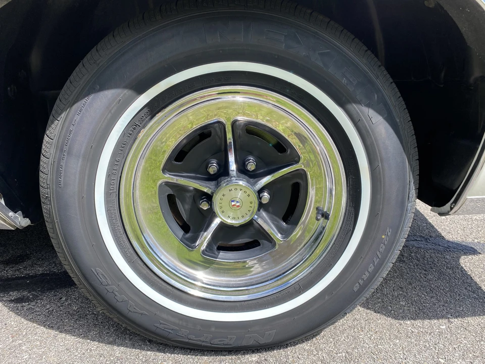 1976 Buick Electra - Image 31 of 31