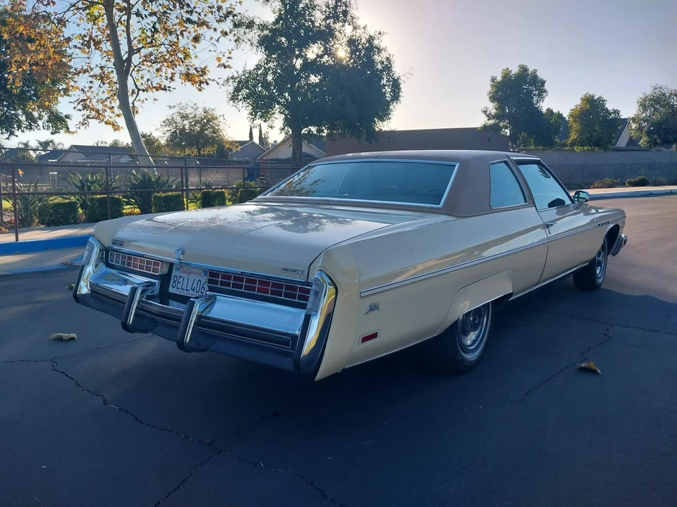1976 Buick Electra - Image 13 of 31