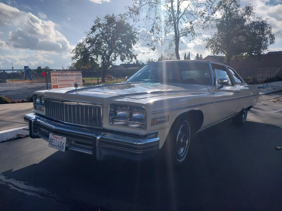 1976 Buick Electra - Image 2 of 31
