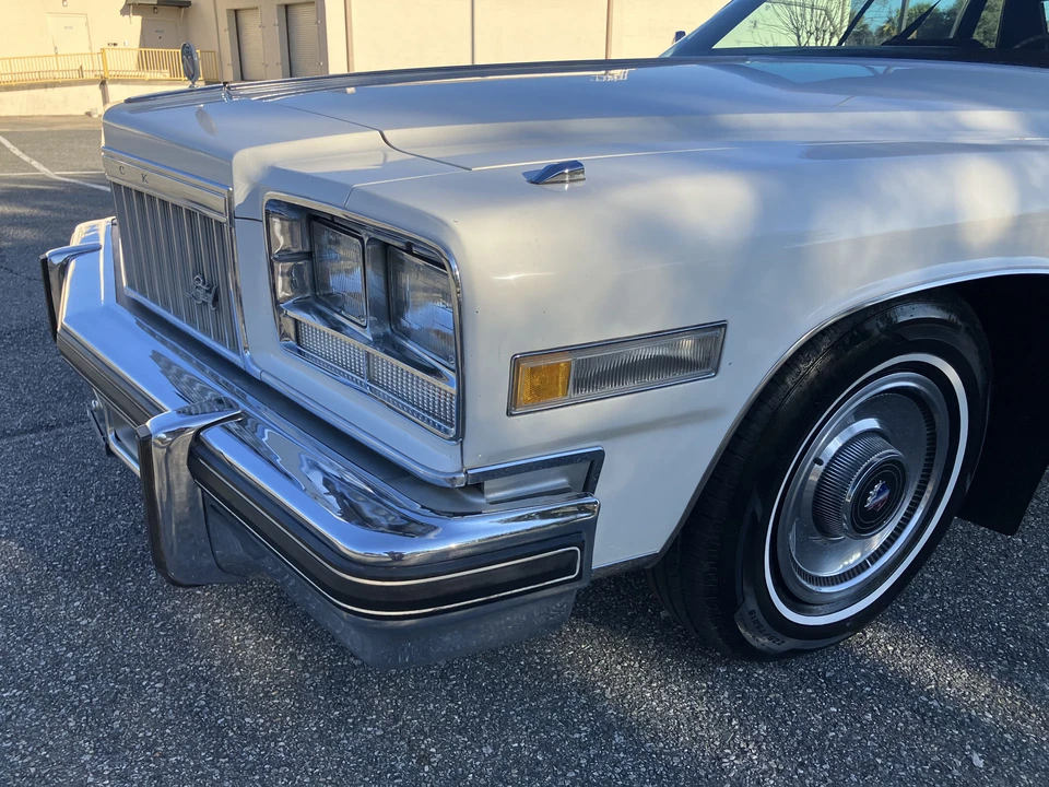 1976 Buick Electra - Image 17 of 31
