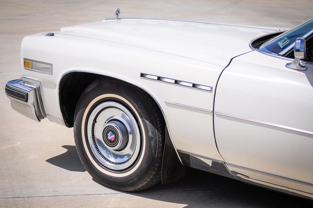 1976 Buick Electra - Image 25 of 31