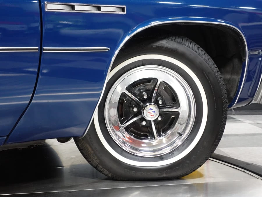 1976 Buick LeSabre - Image 27 of 31