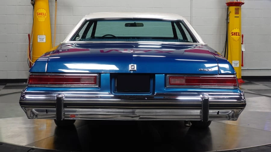 1976 Buick LeSabre - Image 9 of 31