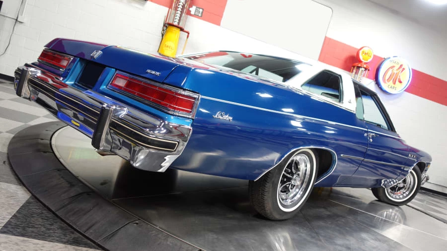1976 Buick LeSabre - Image 11 of 31