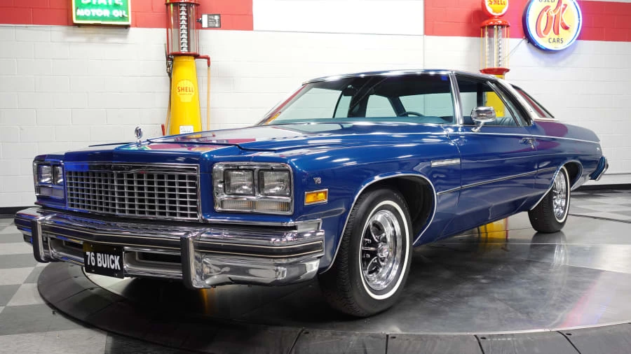 1976 Buick LeSabre - Image 16 of 31