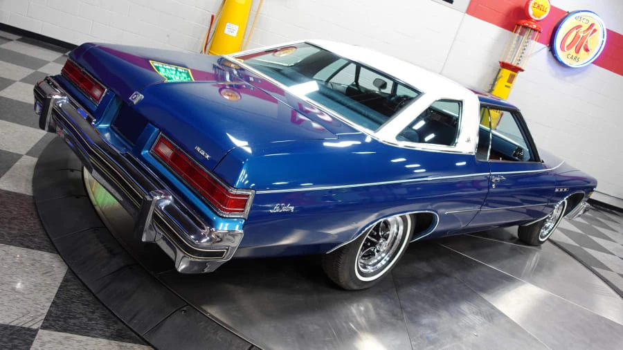 1976 Buick LeSabre - Image 12 of 31