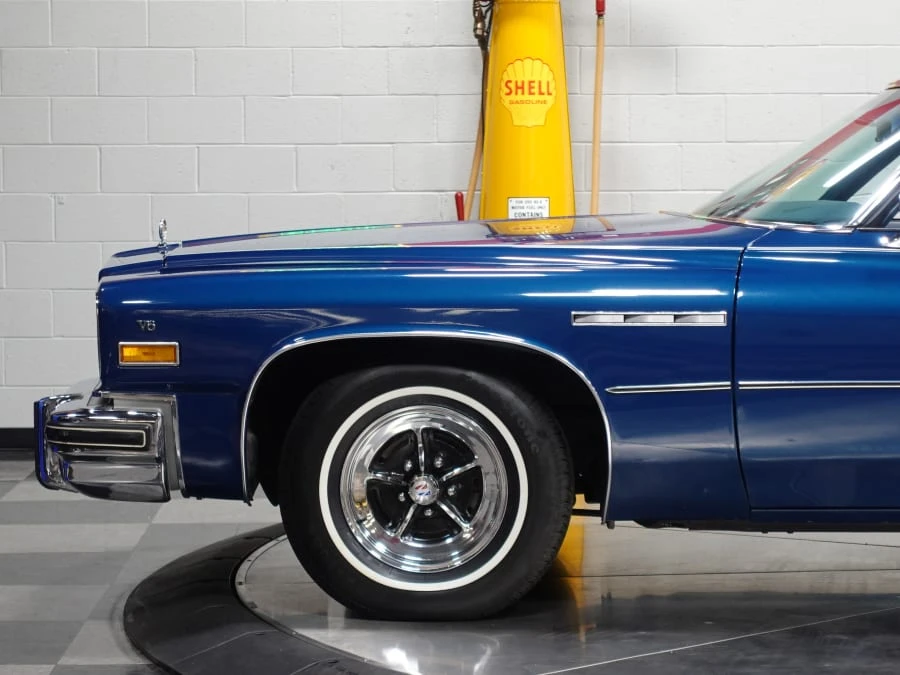1976 Buick LeSabre - Image 22 of 31