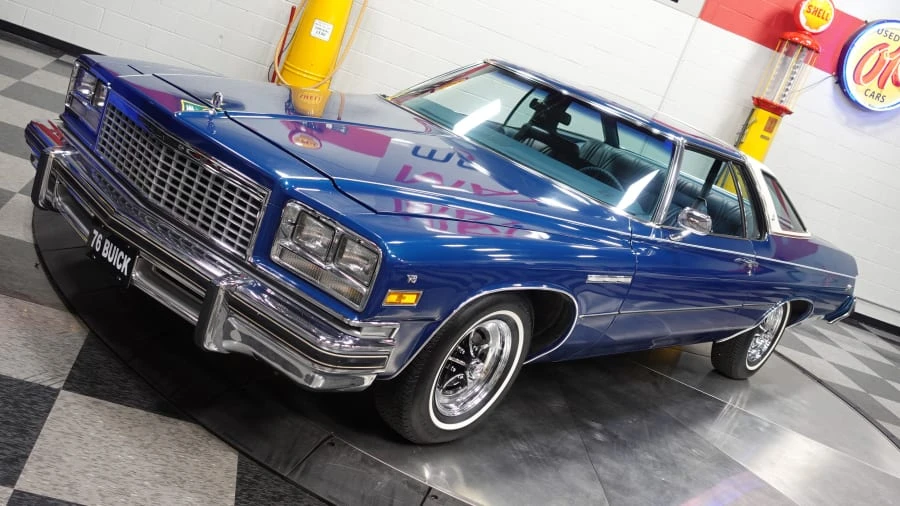 1976 Buick LeSabre - Image 18 of 31