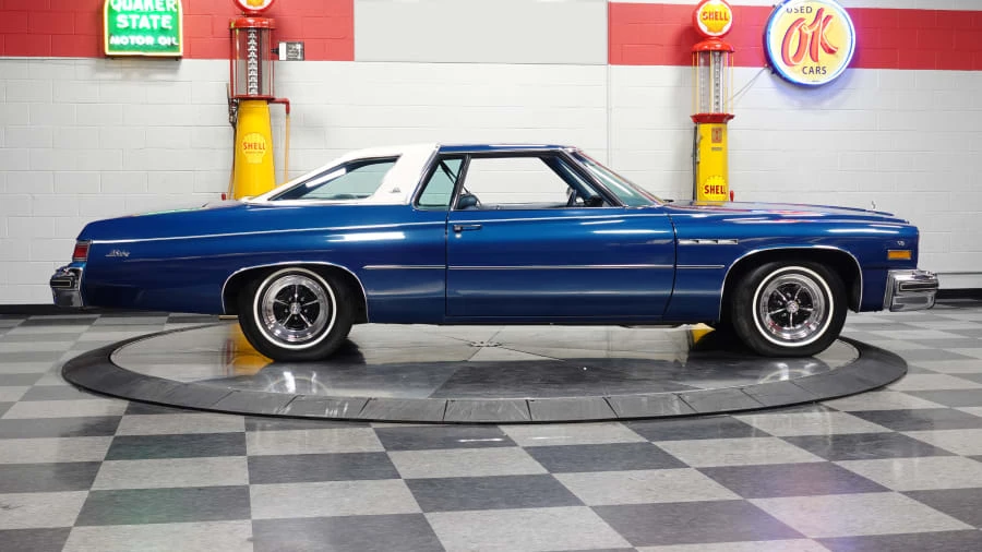 1976 Buick LeSabre - Image 29 of 31