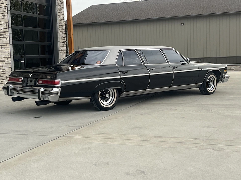 1976 Buick LeSabre - Image 7 of 31