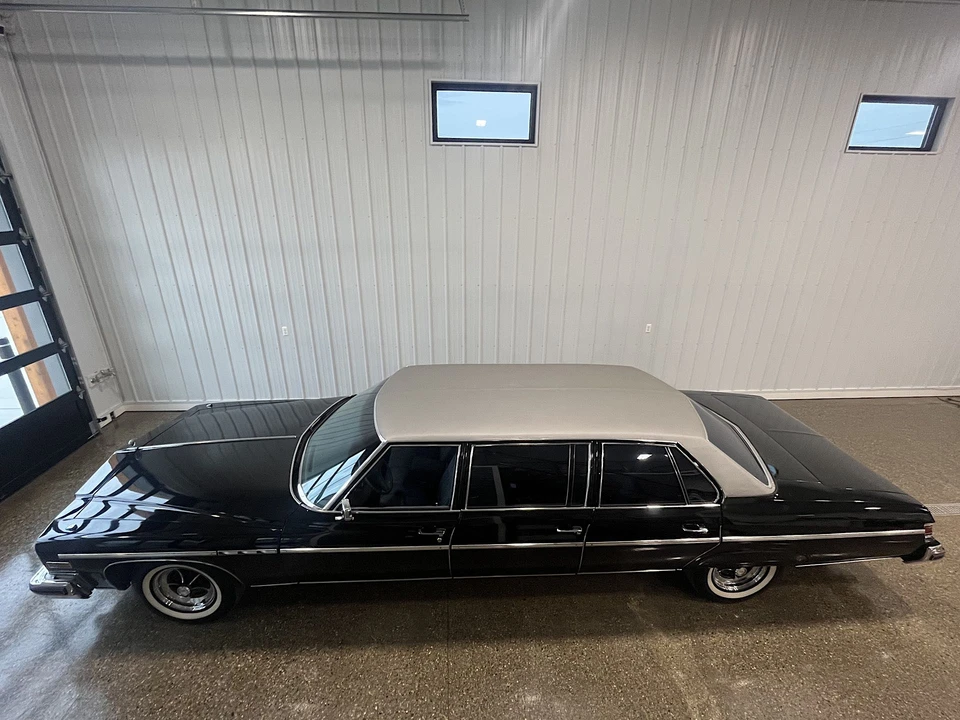 1976 Buick LeSabre - Image 22 of 31