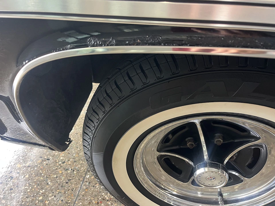 1976 Buick LeSabre - Image 26 of 31