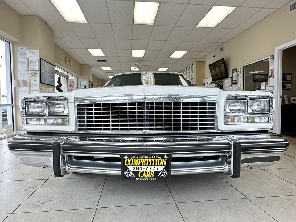 1976 Buick LeSabre - Image 15 of 31