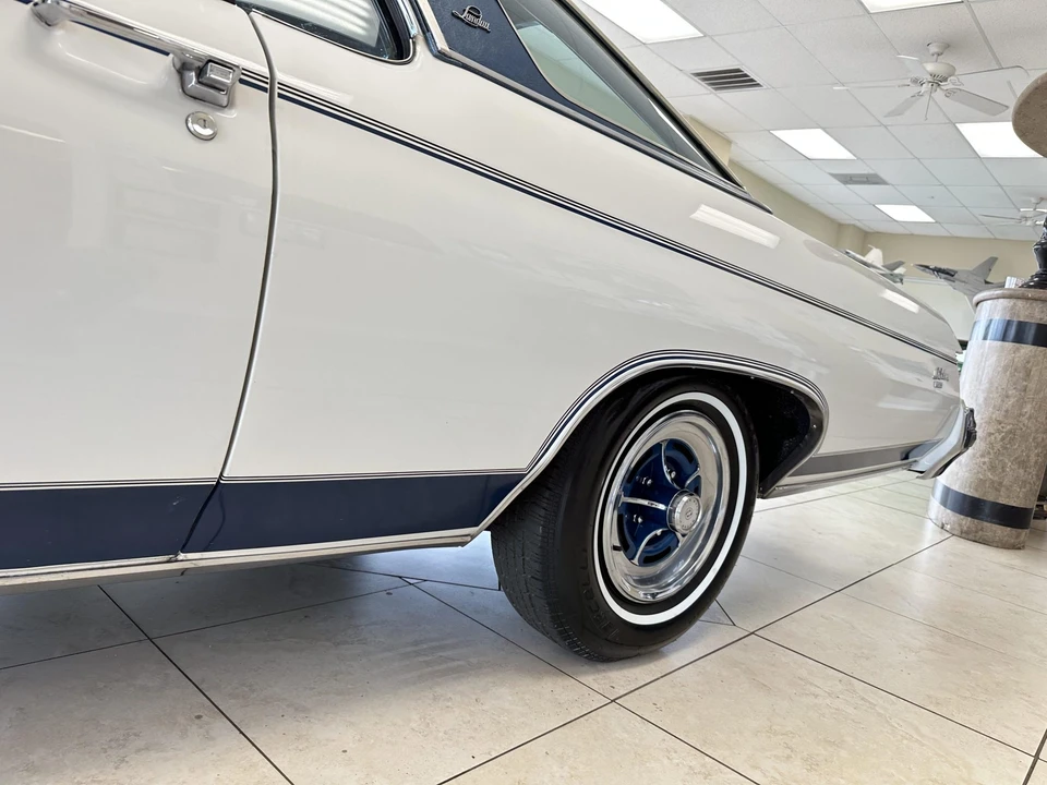 1976 Buick LeSabre - Image 28 of 31