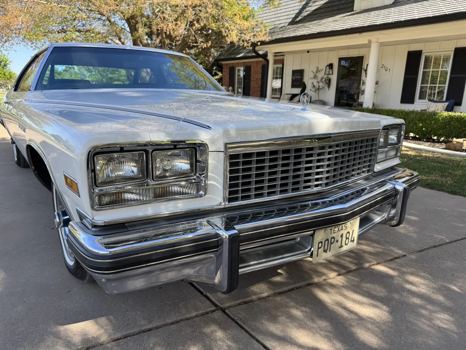 1976 Buick LeSabre - Image 30 of 31
