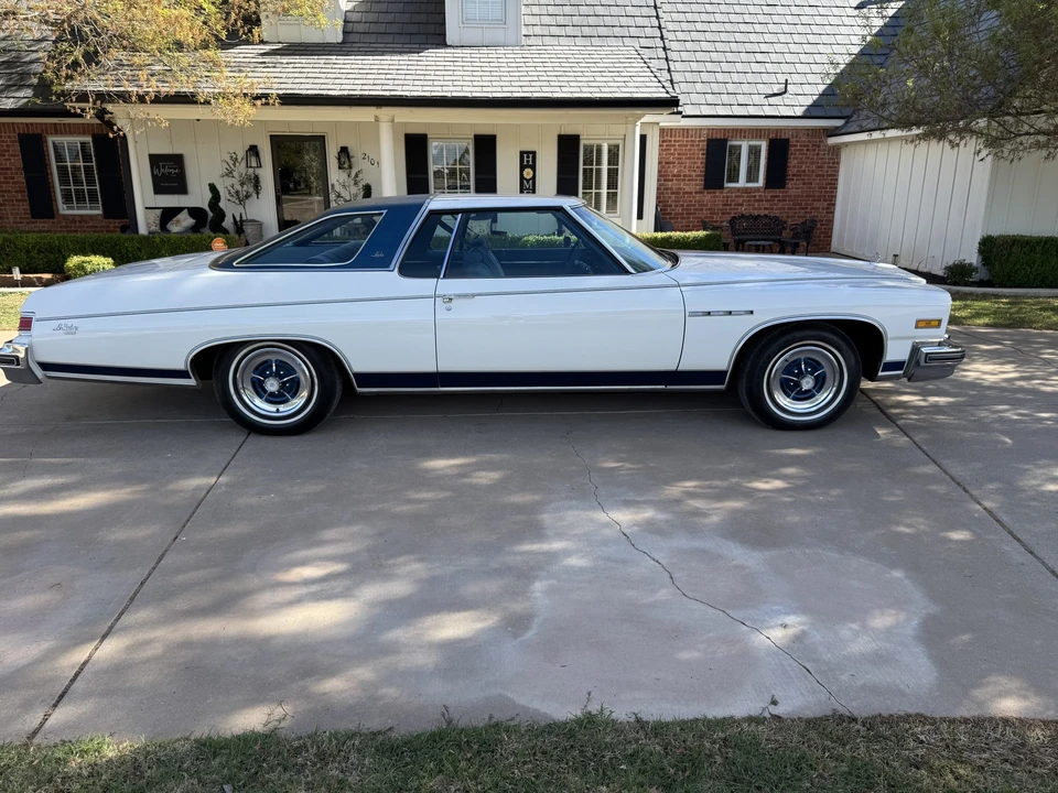 1976 Buick LeSabre - Image 10 of 31