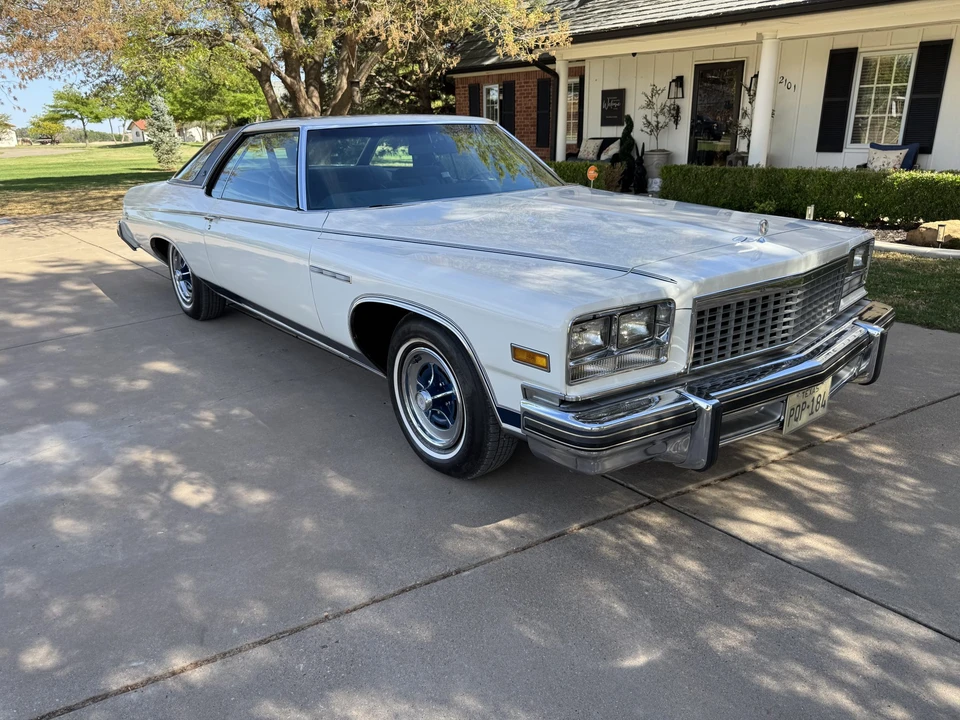 1976 Buick LeSabre - Image 6 of 31