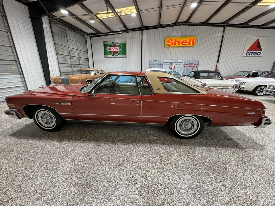 1976 Buick LeSabre - Image 18 of 31