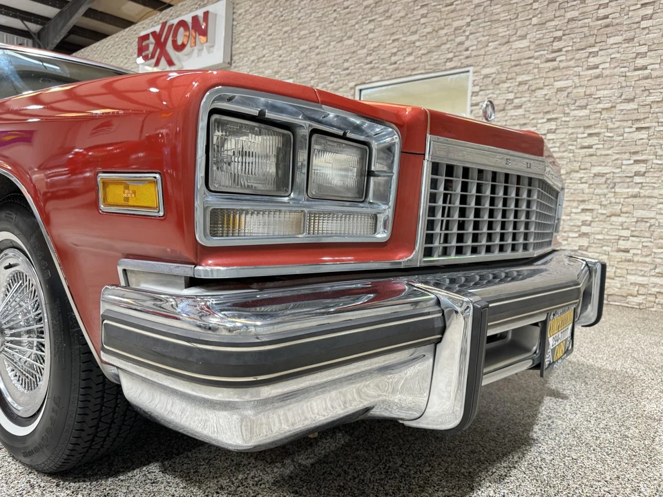 1976 Buick LeSabre - Image 27 of 31