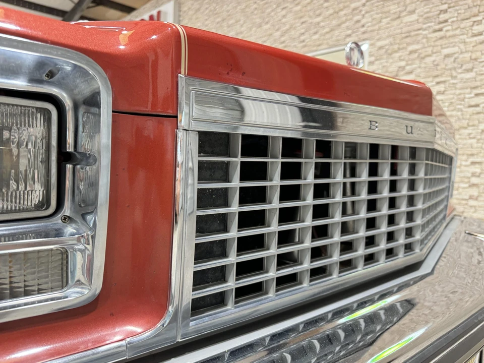 1976 Buick LeSabre - Image 30 of 31